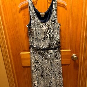 CJBanks dress size 18W. Navy and white swirl design.Sleeveless.